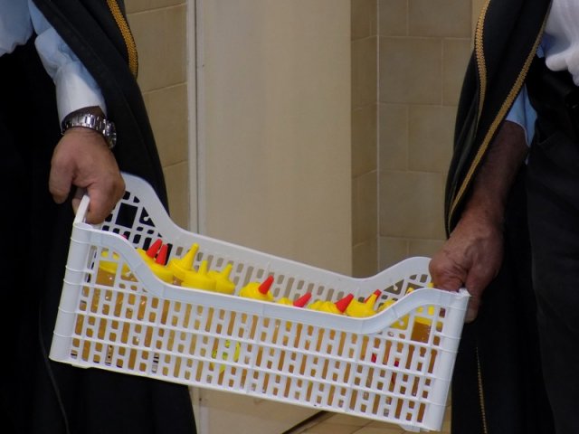 Mézadomány a kis betegeknek 03